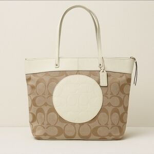 Coach Laura Signature C Khaki Ivory Tote Bag F18335 Jacquard Canvas Leather Trim